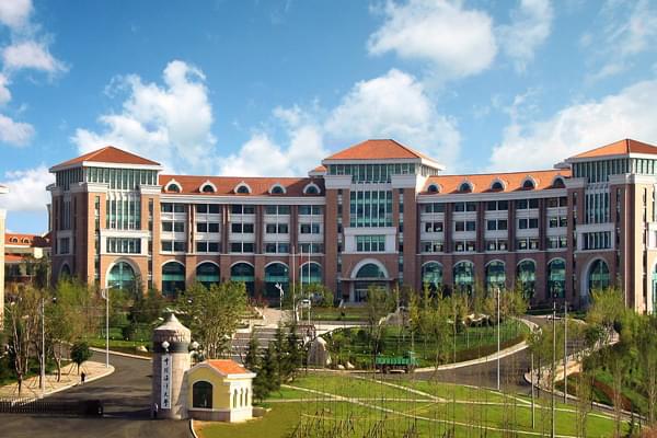 青島海洋大學地源熱泵---青島沃富新能源